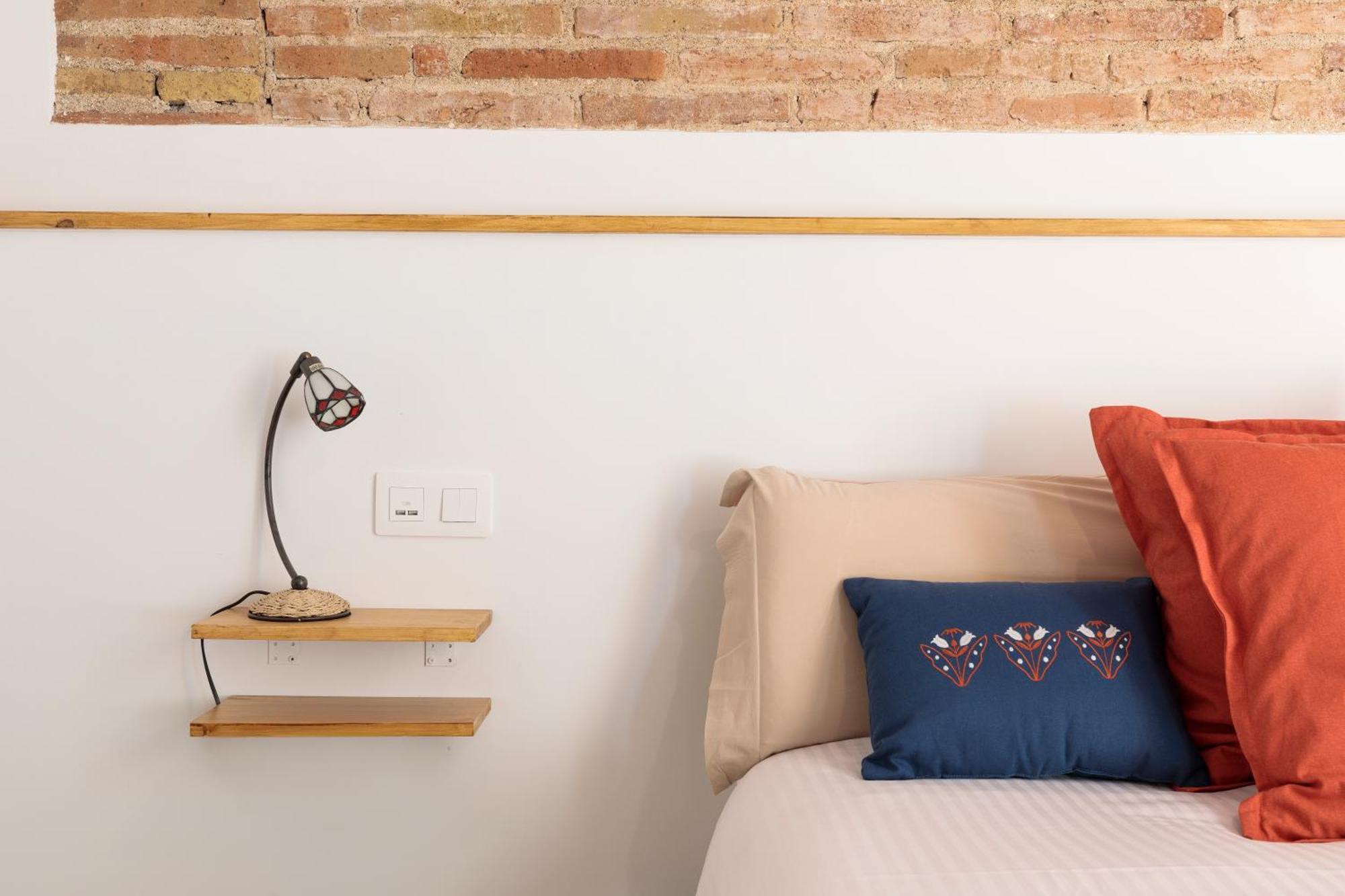 Poble Sec Charming Apartment บาร์เซโลนา ภายนอก รูปภาพ
