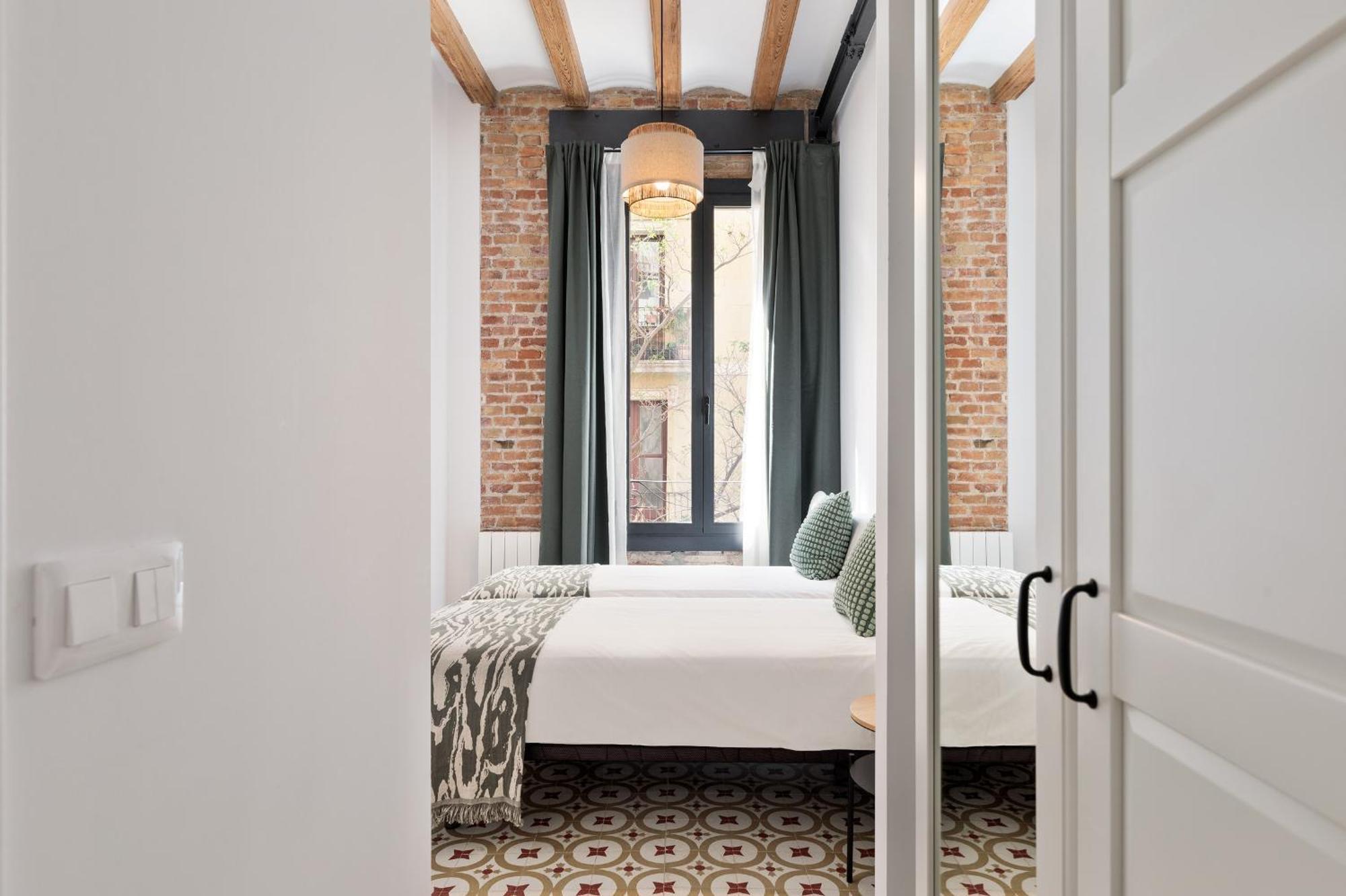 Poble Sec Charming Apartment บาร์เซโลนา ภายนอก รูปภาพ