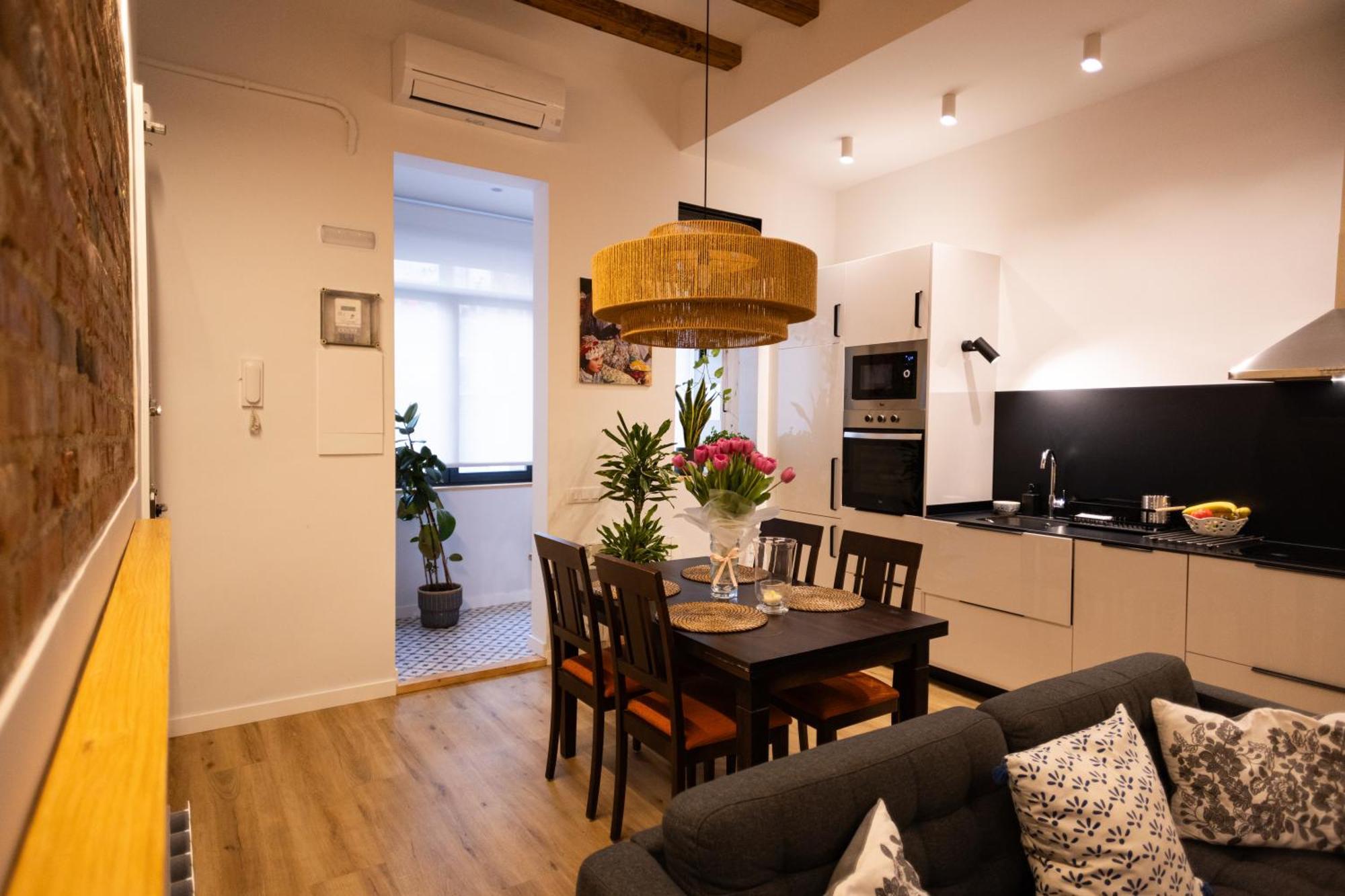 Poble Sec Charming Apartment บาร์เซโลนา ภายนอก รูปภาพ